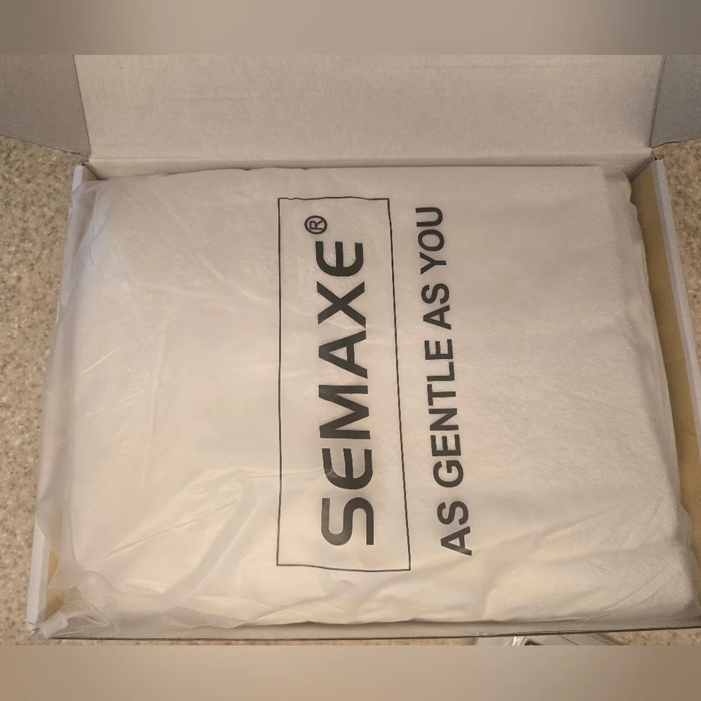 SEMAXE White Towel Set, 100% Cotton with Hanging Loops, 8piece Set